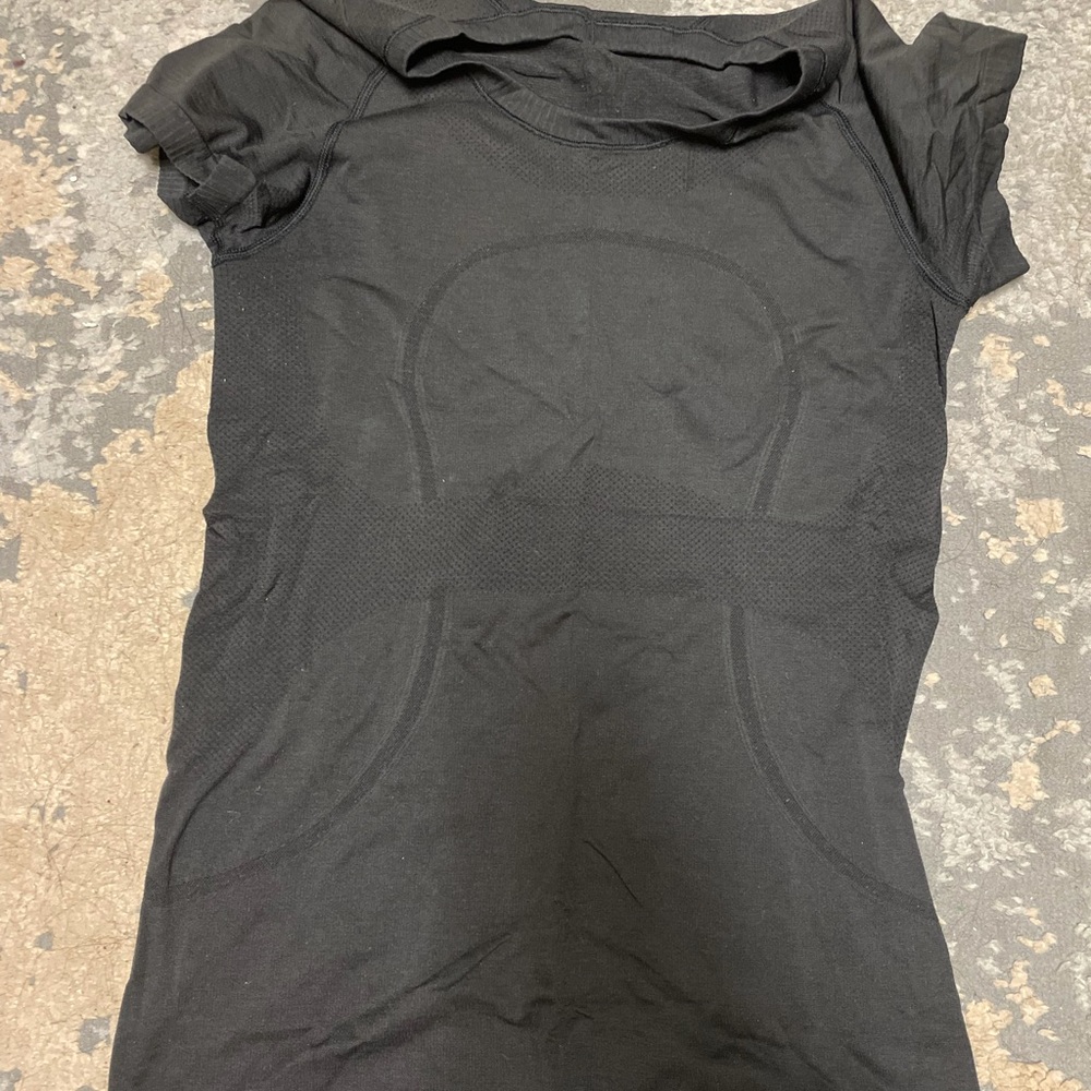 Lululemon Swiftly Tech Short Sleeve